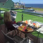 Sea Отель *